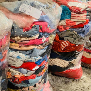 Tüdrukute MIX riided - Suurus: 128-130